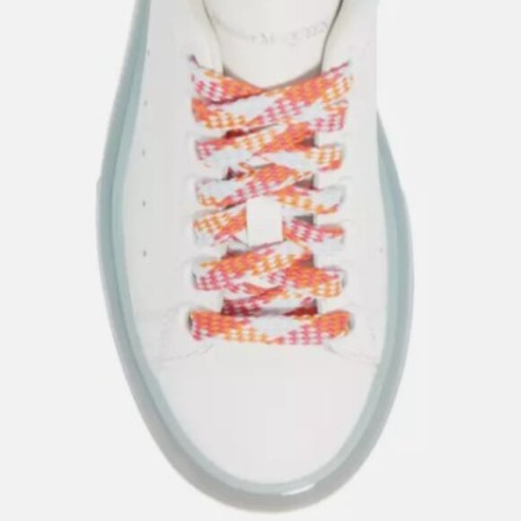 Alexander McQueen Bubble Sole Platform Sneaker - Picture 2 of 10